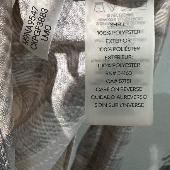 Calvin Klein blouse - Picture 7 of 7